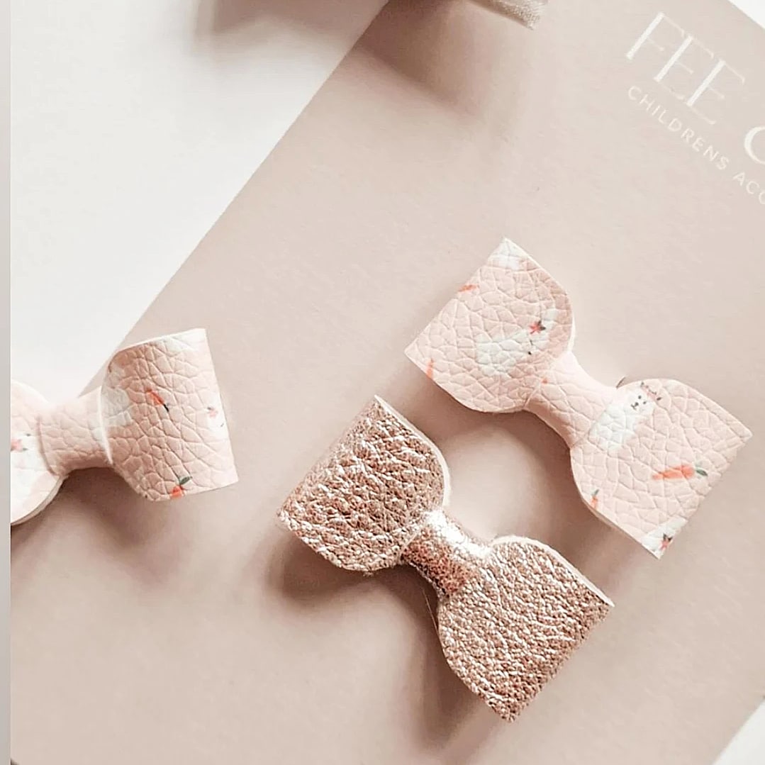 Cute mini bow set