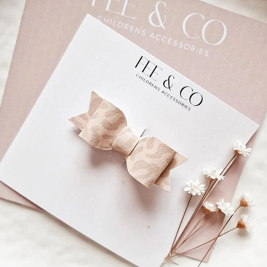 Leopard print mini bow